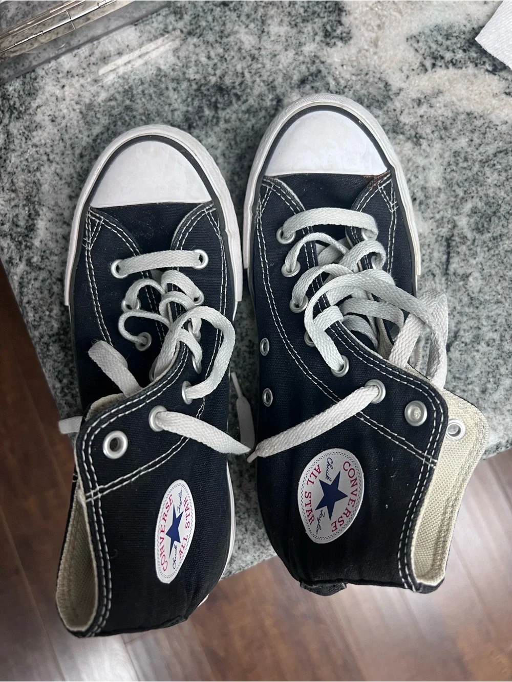Converse Kids Chuck Taylor All Star High Top Sneakers-Black/White Size 3 US Kids